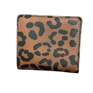 Fossil Logan RFID Small Bifold Wallet - Leopard Print Polyurethane-Coated Fabric